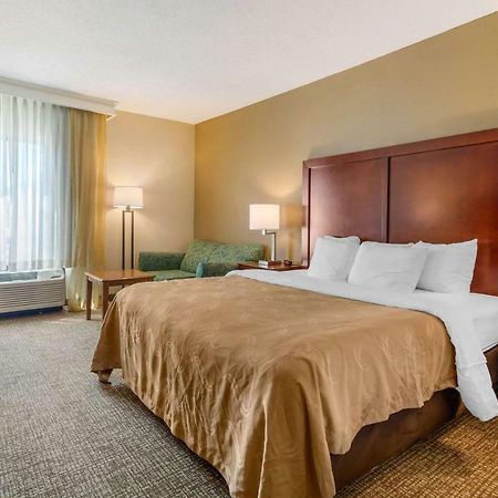 Quality Inn & Suites Olde Town Portsmouth Εξωτερικό φωτογραφία