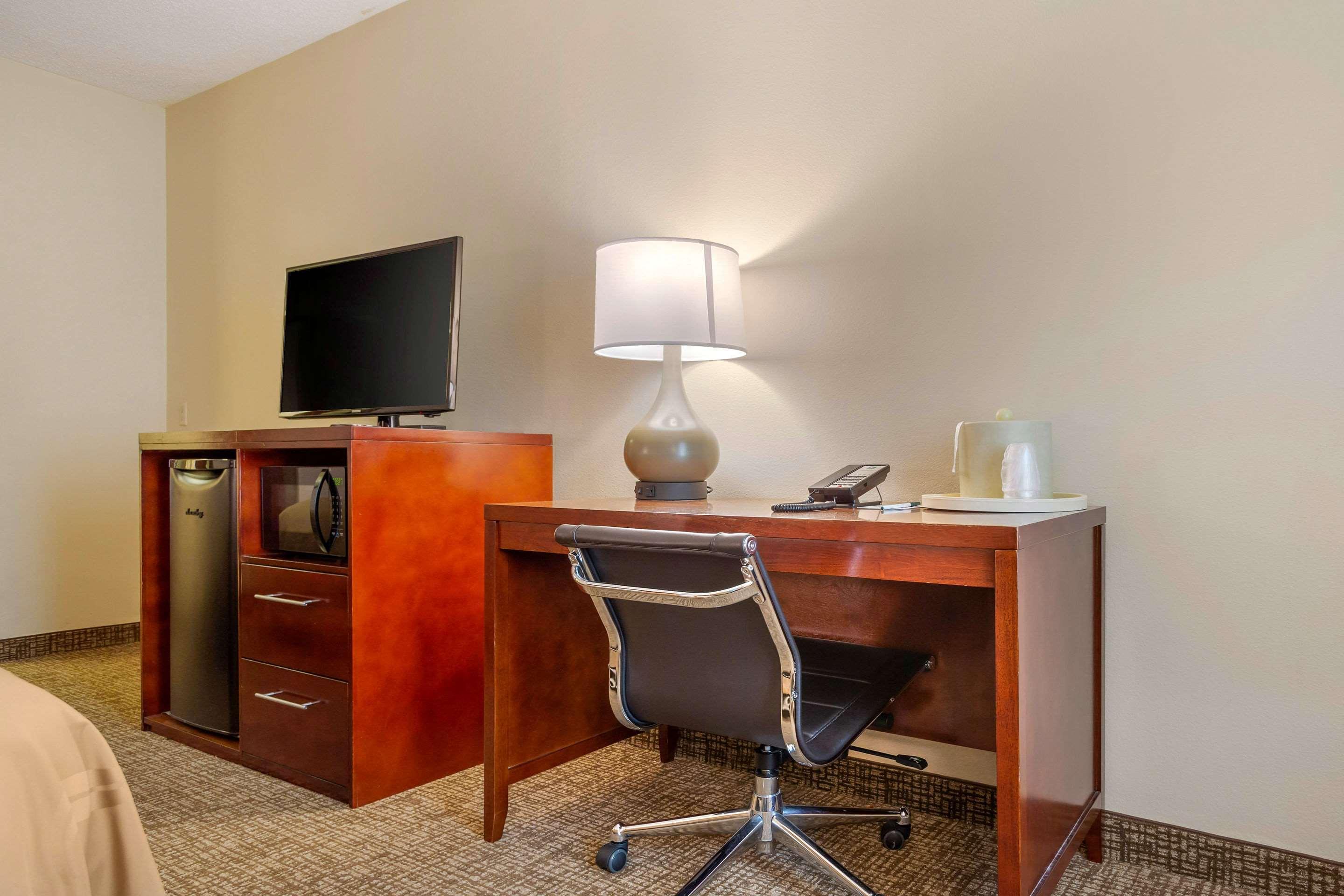 Quality Inn & Suites Olde Town Portsmouth Εξωτερικό φωτογραφία
