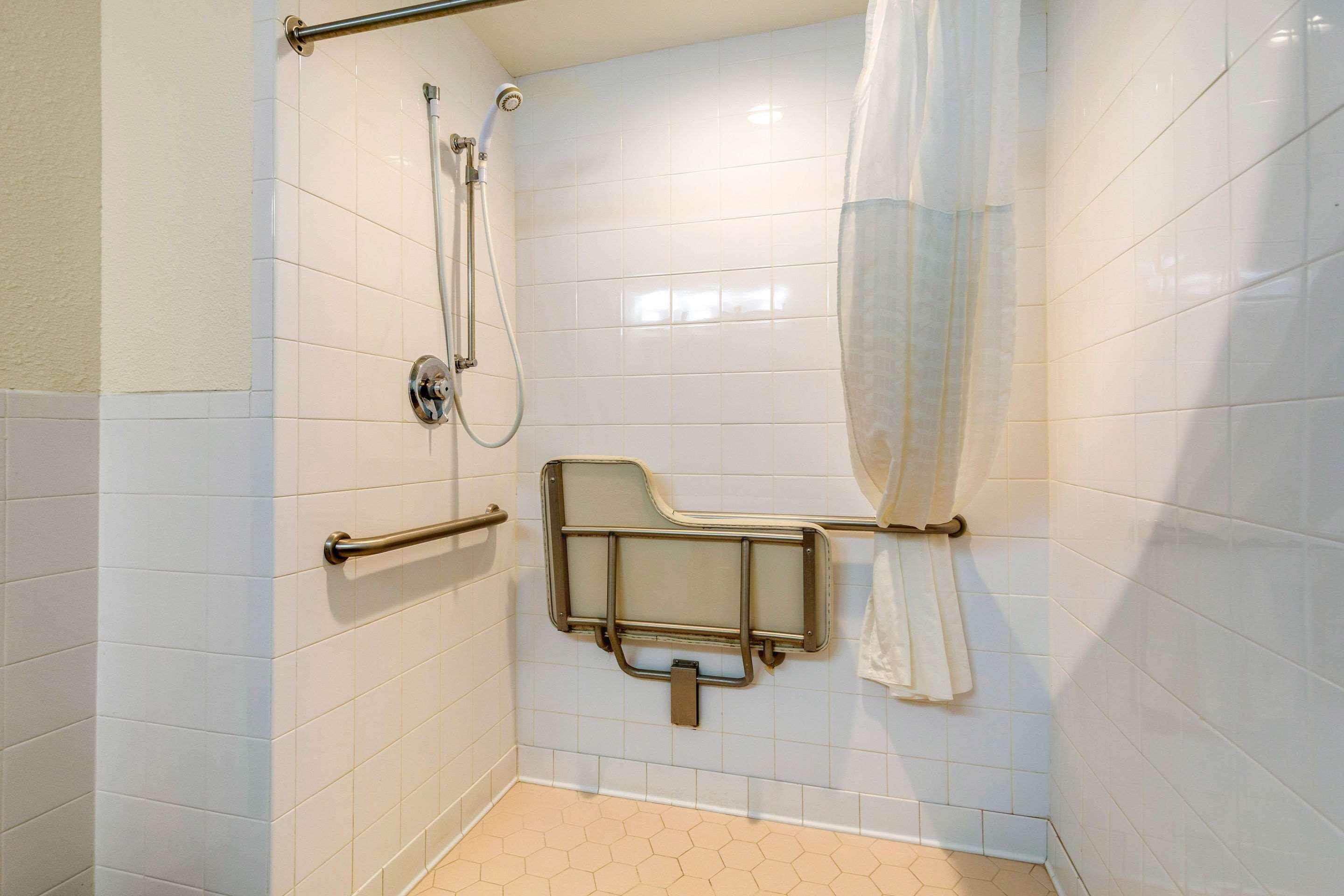 Quality Inn & Suites Olde Town Portsmouth Εξωτερικό φωτογραφία