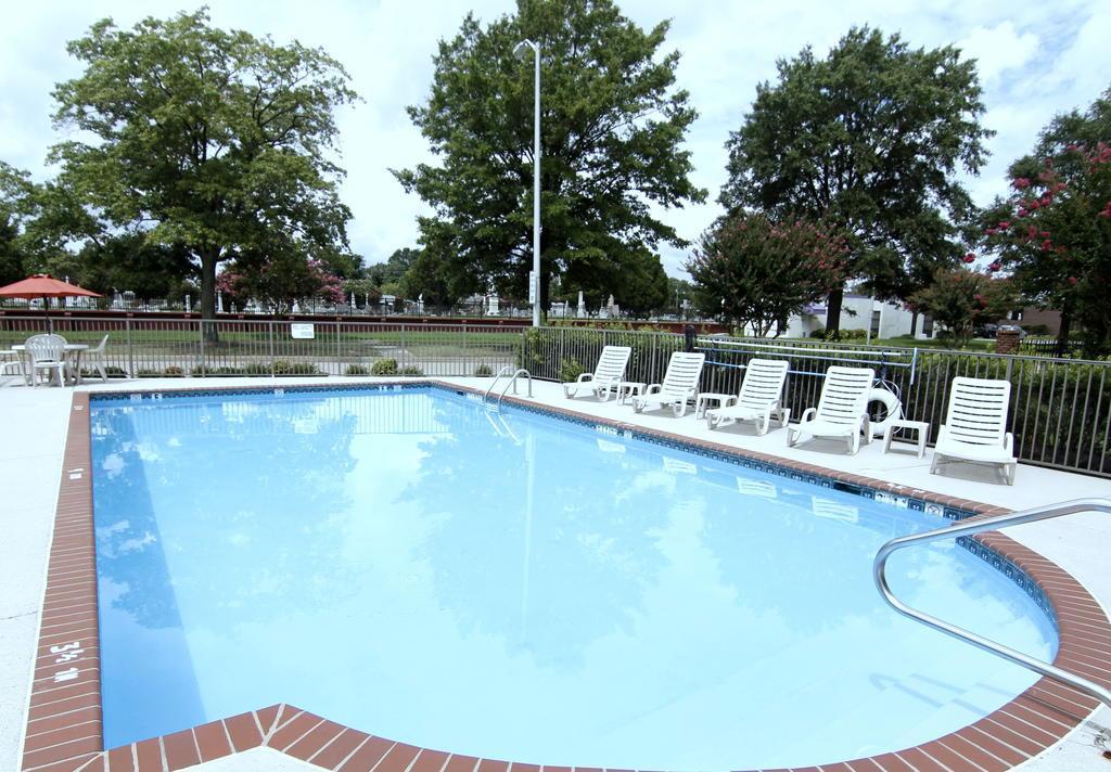 Quality Inn & Suites Olde Town Portsmouth Εξωτερικό φωτογραφία