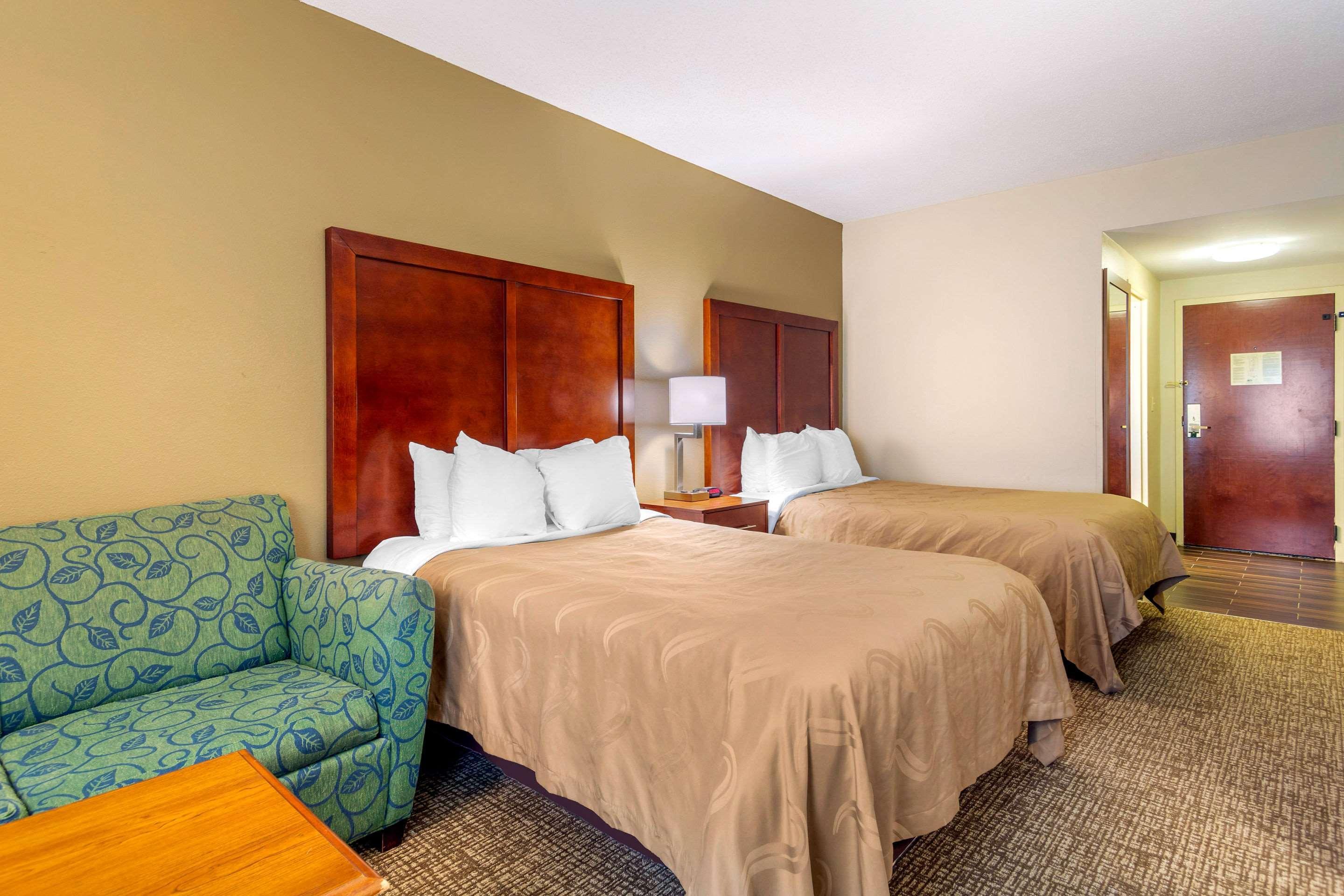 Quality Inn & Suites Olde Town Portsmouth Εξωτερικό φωτογραφία