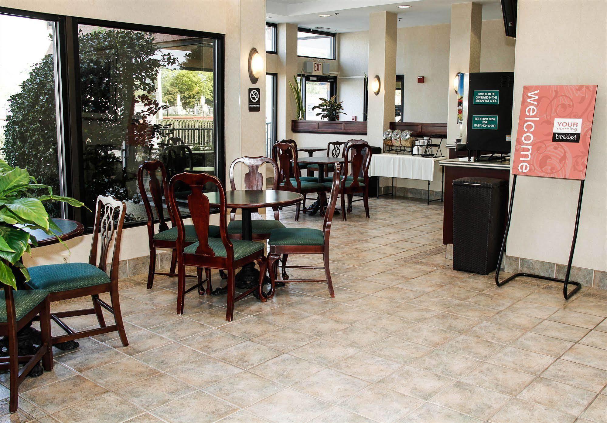 Quality Inn & Suites Olde Town Portsmouth Εξωτερικό φωτογραφία